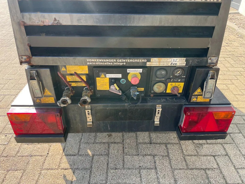 Kaeser M27 Kubota 2,7 m3 / min 7 Bar 18 kW Mobiele Silent Diesel Compressor - Kompresor ajri: foto 3 Kaeser M27 Kubota 2,7 m3 / min 7 Bar 18 kW Mobiele Silent Diesel Compressor - Kompresor ajri: foto 3