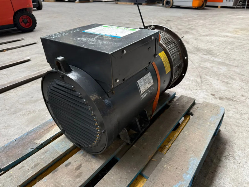 MECC ALTE SPA ECO 32-3L/4 Generatordeel 78 kVA Alternator - Set gjeneratori: foto 2 MECC ALTE SPA ECO 32-3L/4 Generatordeel 78 kVA Alternator - Set gjeneratori: foto 2