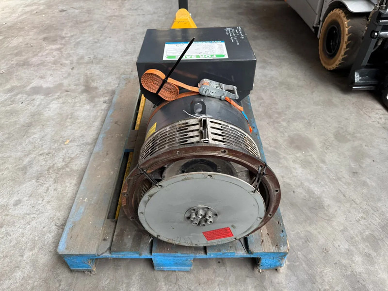 MECC ALTE SPA ECO 32-3L/4 Generatordeel 78 kVA Alternator - Set gjeneratori: foto 5 MECC ALTE SPA ECO 32-3L/4 Generatordeel 78 kVA Alternator - Set gjeneratori: foto 5