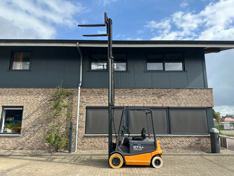 Still R 60-25 2.5 ton Triplex Freelift Sideshift Elektra Heftruck 590 cm hefhoogte ! - Pirun elektrik: foto 2 Still R 60-25 2.5 ton Triplex Freelift Sideshift Elektra Heftruck 590 cm hefhoogte ! - Pirun elektrik: foto 2