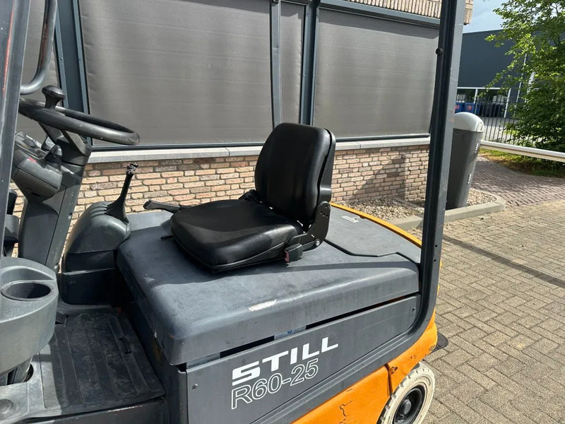 Still R 60-25 2.5 ton Triplex Freelift Sideshift Elektra Heftruck 590 cm hefhoogte ! - Pirun elektrik: foto 4 Still R 60-25 2.5 ton Triplex Freelift Sideshift Elektra Heftruck 590 cm hefhoogte ! - Pirun elektrik: foto 4