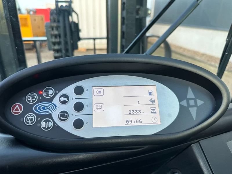 Pirun më gaz Still RX 70-30 T 3 ton Duplex Sideshift LPG Heftruck: foto 6 Pirun më gaz Still RX 70-30 T 3 ton Duplex Sideshift LPG Heftruck: foto 6