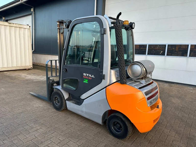 Pirun më gaz Still RX 70-30 T 3 ton Duplex Sideshift LPG Heftruck: foto 5 Pirun më gaz Still RX 70-30 T 3 ton Duplex Sideshift LPG Heftruck: foto 5