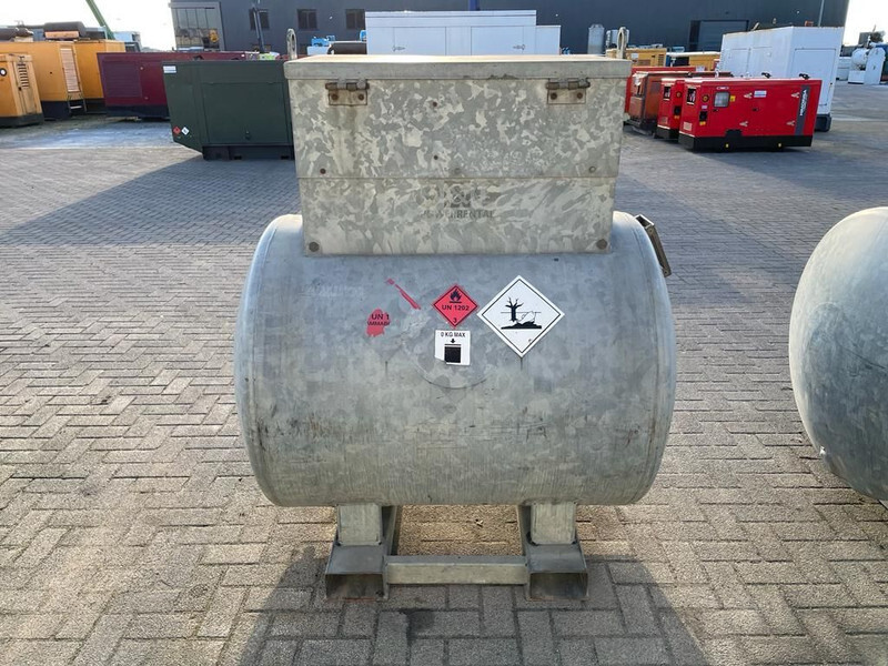 Dieseltank Rietberg 1000 liter Dieseltank Gegalvaniseerd IBC - Rezervuari i magazinimit: foto 2 Dieseltank Rietberg 1000 liter Dieseltank Gegalvaniseerd IBC - Rezervuari i magazinimit: foto 2