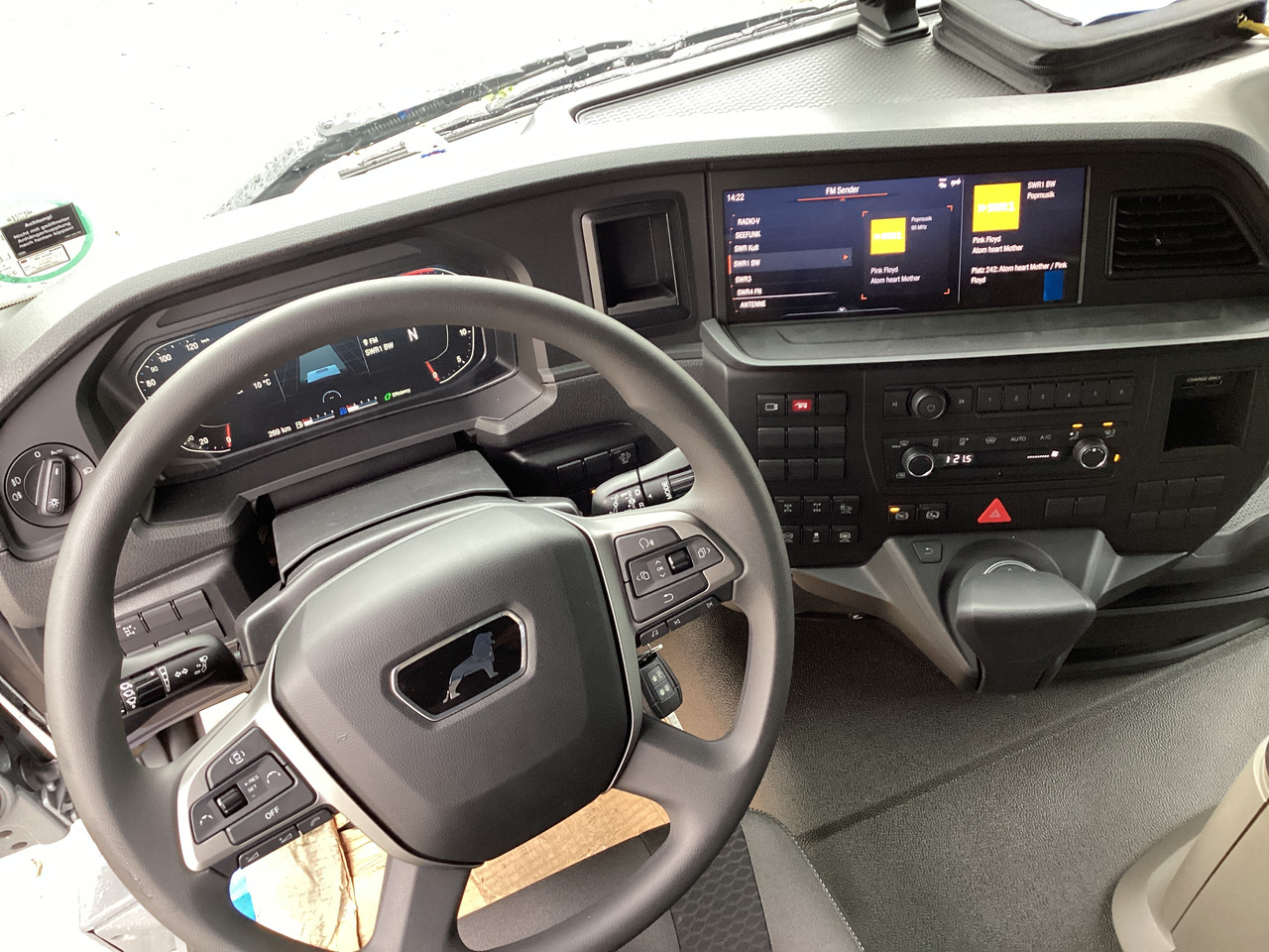 MAN TGS 35.480 8×4 BB - Kamion vetëshkarkues: foto 5 MAN TGS 35.480 8×4 BB - Kamion vetëshkarkues: foto 5