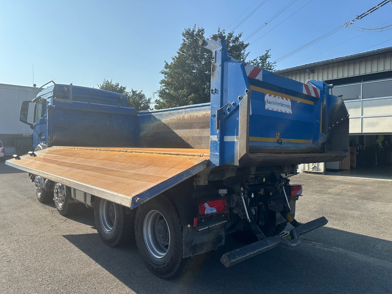 MAN TGS 35.510 8x4 BB Meiller Stahl Bordmatik Pritar - Kamion vetëshkarkues: foto 4 MAN TGS 35.510 8x4 BB Meiller Stahl Bordmatik Pritar - Kamion vetëshkarkues: foto 4