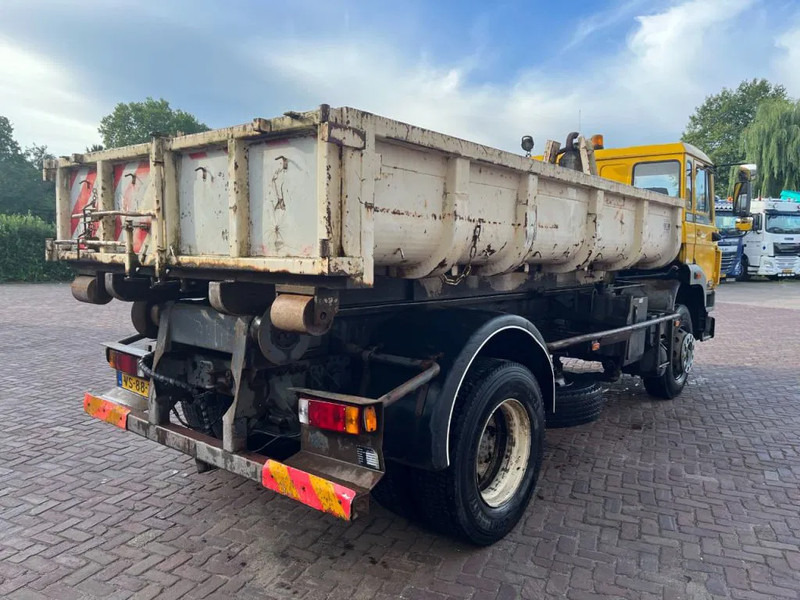 DAF 1900 F HAAKARM - Transportjer kontejnerësh/ Kamion me karroceri të çmontueshme: foto 5 DAF 1900 F HAAKARM - Transportjer kontejnerësh/ Kamion me karroceri të çmontueshme: foto 5
