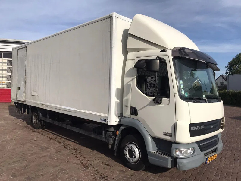DAF LF 45 12.220 EURO 5 EEV - Kamion vagonetë: foto 3 DAF LF 45 12.220 EURO 5 EEV - Kamion vagonetë: foto 3
