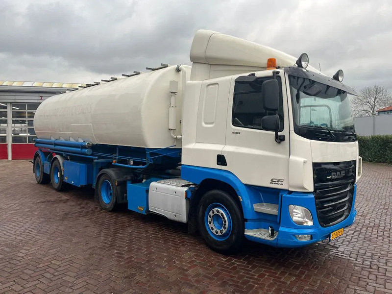 DAF CF 440 FT EURO 6 WITH BULK COMPRESSOR - Gjysmë-kamion: foto 1 DAF CF 440 FT EURO 6 WITH BULK COMPRESSOR - Gjysmë-kamion: foto 1