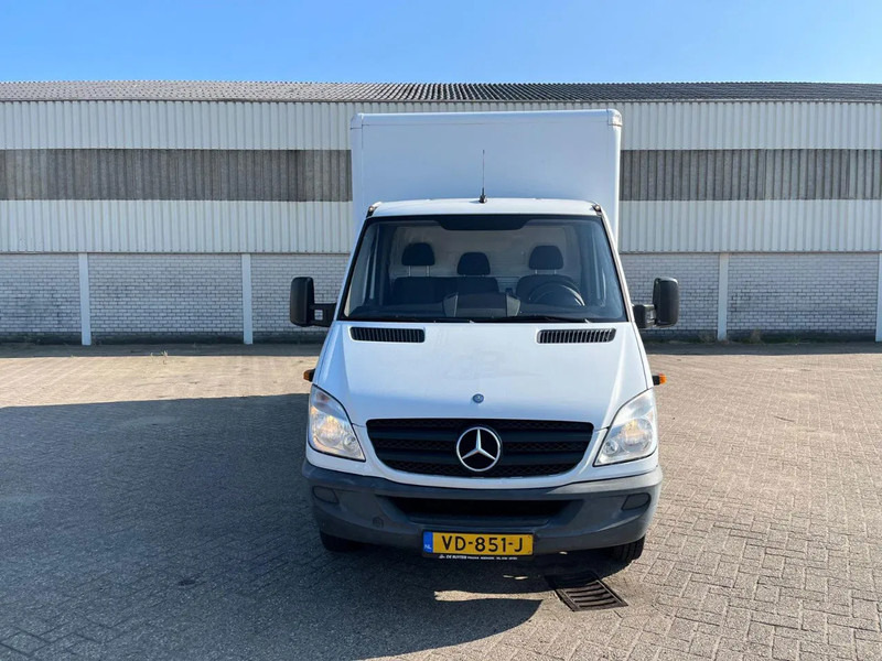 Mercedes-Benz Sprinter 513 2.2 CDI - Kamioncine me kontinier, Kamioncine dopio kabinë: foto 3 Mercedes-Benz Sprinter 513 2.2 CDI - Kamioncine me kontinier, Kamioncine dopio kabinë: foto 3