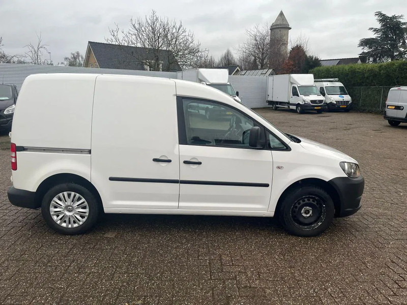 Volkswagen Caddy 1.6 75 PK - Furgon i vogël: foto 5 Volkswagen Caddy 1.6 75 PK - Furgon i vogël: foto 5