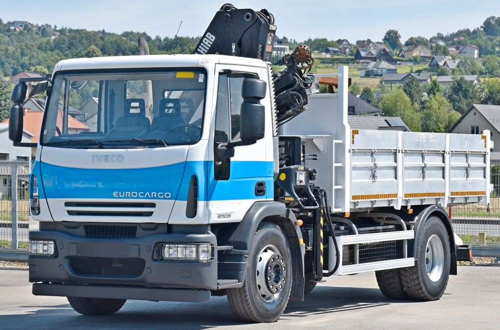 Iveco Eurocargo 180E28 *HIAB 122 B-2 DUO* TOPZUSTAND - Kamion me vinç, Kamion vetëshkarkues: foto 3 Iveco Eurocargo 180E28 *HIAB 122 B-2 DUO* TOPZUSTAND - Kamion me vinç, Kamion vetëshkarkues: foto 3