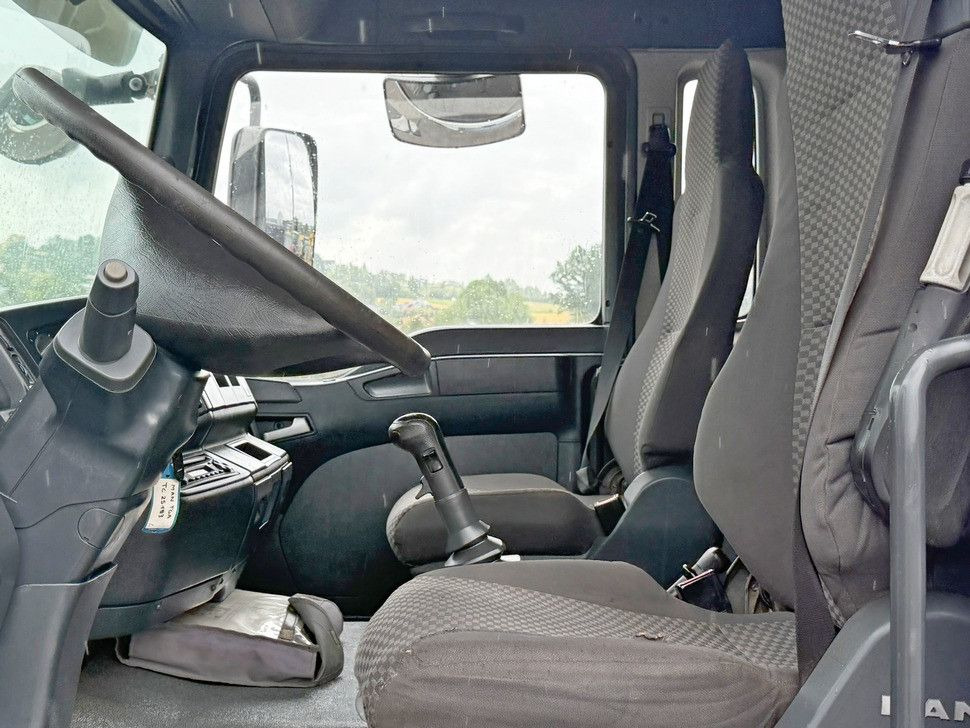 Kamion vetëshkarkues, Kamion me vinç MAN TGA 26.400 * KIPPER 6,00m + PK 15500 * 6x4 * TOP: foto 9 Kamion vetëshkarkues, Kamion me vinç MAN TGA 26.400 * KIPPER 6,00m + PK 15500 * 6x4 * TOP: foto 9