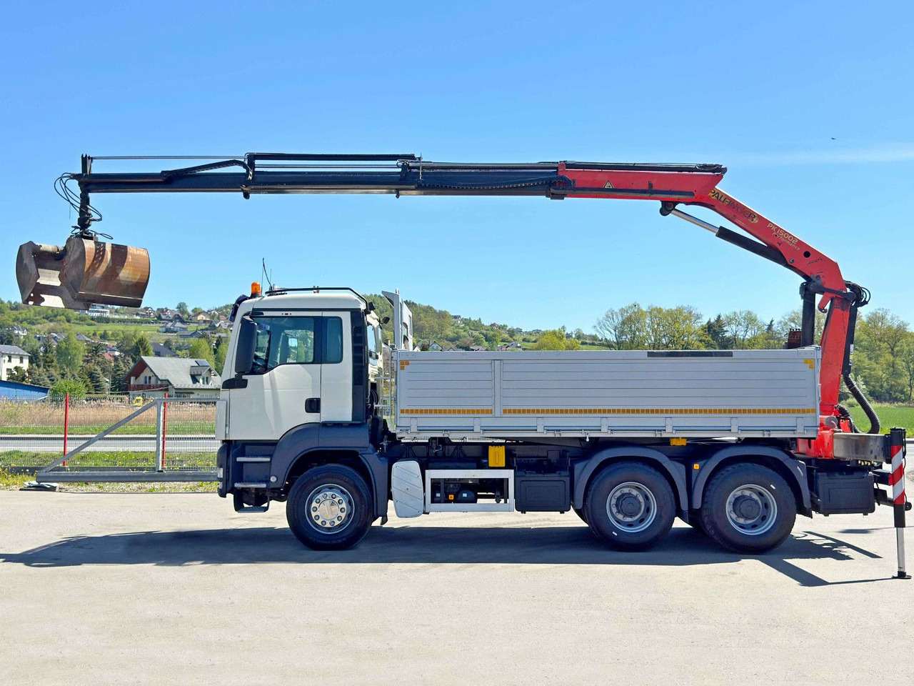 MAN TGS 33.360*KIPPER 4,95 m *PK 15002 * 6x4 - Kamion me vinç: foto 5 MAN TGS 33.360*KIPPER 4,95 m *PK 15002 * 6x4 - Kamion me vinç: foto 5