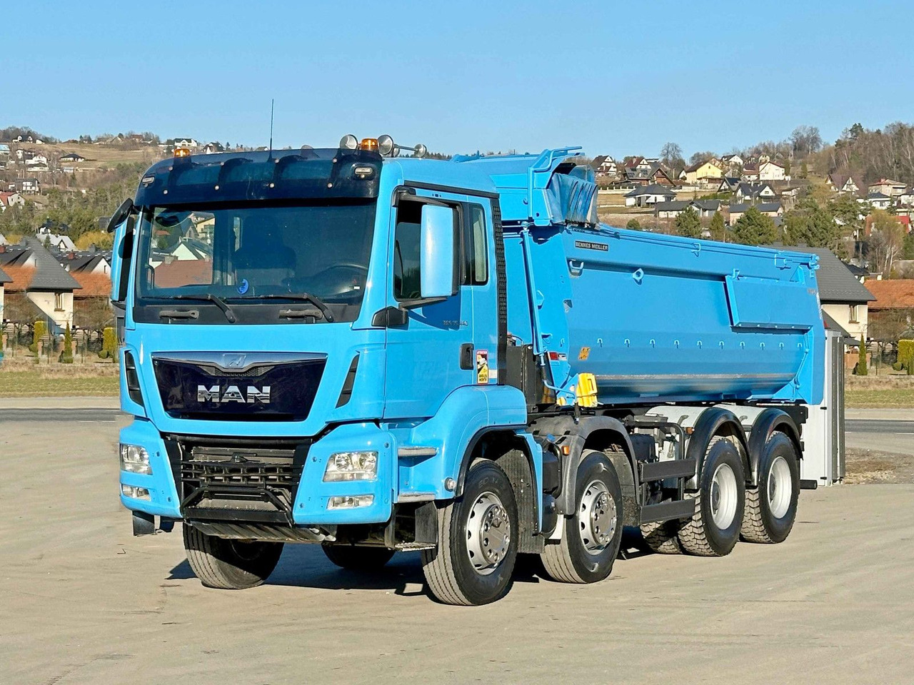 MAN TGS 35.440 * KIPPER * 8x4 * TOPZUSTAND - Kamion vetëshkarkues: foto 2 MAN TGS 35.440 * KIPPER * 8x4 * TOPZUSTAND - Kamion vetëshkarkues: foto 2