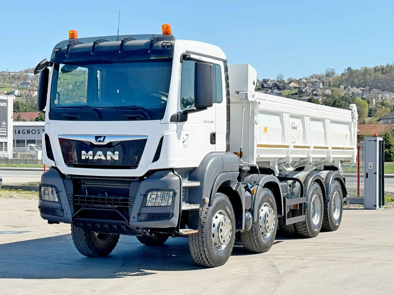 MAN TGS 35.500 KIPPER 6,00 m + BORDMATIC * 8x4 - Kamion vetëshkarkues: foto 2 MAN TGS 35.500 KIPPER 6,00 m + BORDMATIC * 8x4 - Kamion vetëshkarkues: foto 2