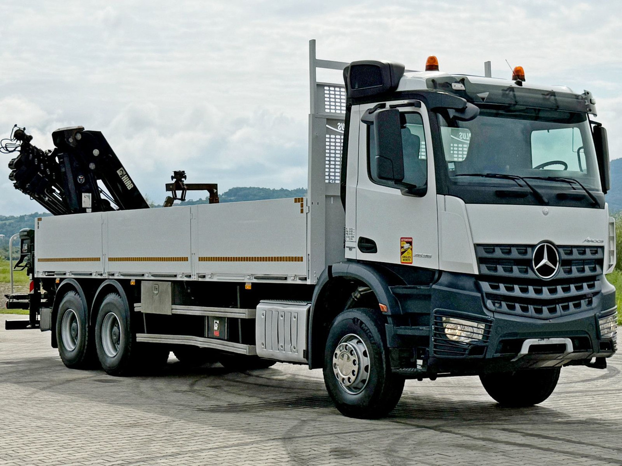 Mercedes-Benz ACTROS 2636 * HIAB 211 E-6 HIDUO/FUNK *6x4 - Kamion me vinç: foto 3 Mercedes-Benz ACTROS 2636 * HIAB 211 E-6 HIDUO/FUNK *6x4 - Kamion me vinç: foto 3