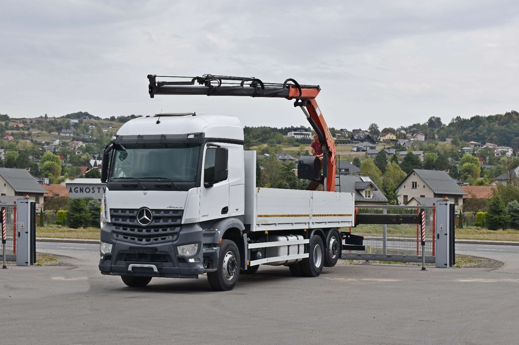 Mercedes-Benz AROCS 2542* PK 13001-K B* TOPZUSTAND - Kamion me vinç, Kamion me karroceri të hapur: foto 2 Mercedes-Benz AROCS 2542* PK 13001-K B* TOPZUSTAND - Kamion me vinç, Kamion me karroceri të hapur: foto 2