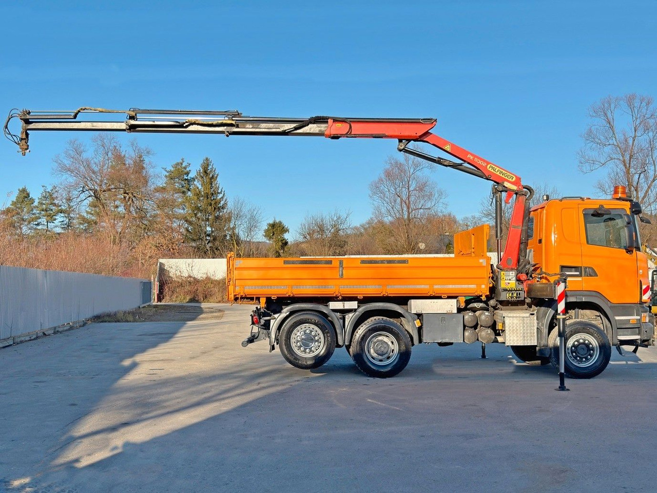 Scania G 360 * KIPPER 4,60m * PALFINGER PK 11002/ 6x6 - Kamion me vinç: foto 5 Scania G 360 * KIPPER 4,60m * PALFINGER PK 11002/ 6x6 - Kamion me vinç: foto 5