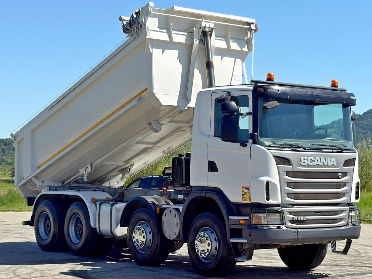 Scania G 420 * KIPPER * 8x4 * TOPZUSTAND - Kamion vetëshkarkues: foto 3 Scania G 420 * KIPPER * 8x4 * TOPZUSTAND - Kamion vetëshkarkues: foto 3