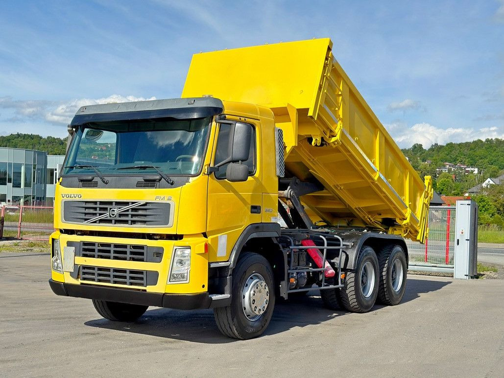Volvo FM 370 Kipper 6,20 m + BORDMATIC / 8x4 Volvo FM 12 340 Kipper 5,05 m + BORDMATIC / 6x4 - Kamion vetëshkarkues, Kamion me vinç: foto 2 Volvo FM 370 Kipper 6,20 m + BORDMATIC / 8x4 Volvo FM 12 340 Kipper 5,05 m + BORDMATIC / 6x4 - Kamion vetëshkarkues, Kamion me vinç: foto 2