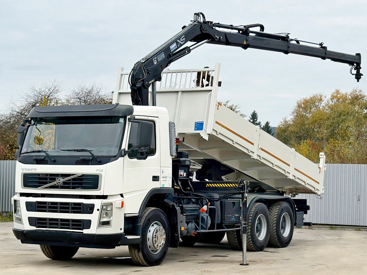 Volvo FM 400 Kipper 6,20m * HIAB 144 B-3 HIDUO* 6x4 - Kamion vetëshkarkues: foto 3 Volvo FM 400 Kipper 6,20m * HIAB 144 B-3 HIDUO* 6x4 - Kamion vetëshkarkues: foto 3