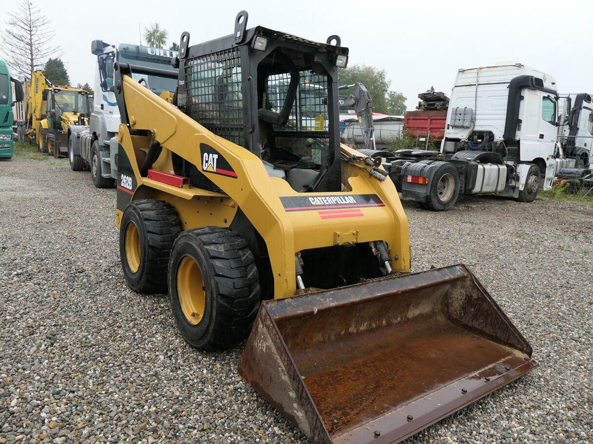 Caterpillar 262 B - Mini fadrom: foto 1 Caterpillar 262 B - Mini fadrom: foto 1