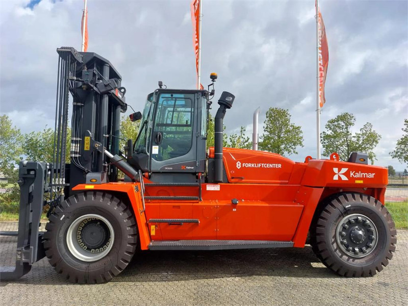 Kalmar DCG250-12 - Pirun më naftë: foto 2 Kalmar DCG250-12 - Pirun më naftë: foto 2