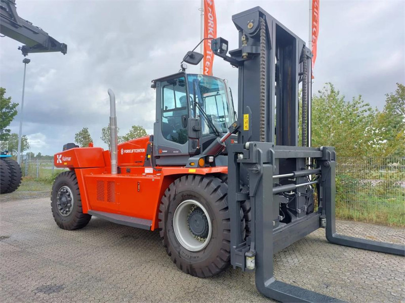 Kalmar DCG250-12 - Pirun më naftë: foto 3 Kalmar DCG250-12 - Pirun më naftë: foto 3