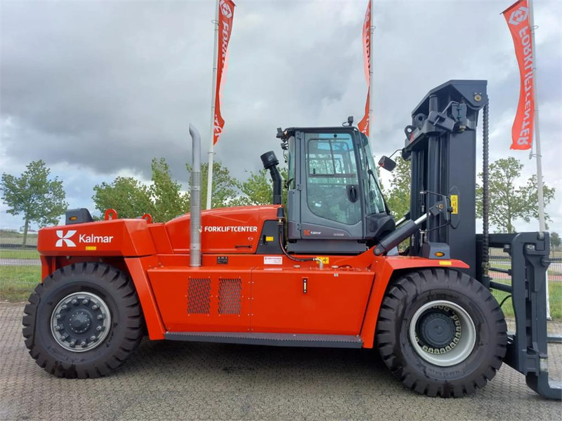 Kalmar DCG250-12 - Pirun më naftë: foto 1 Kalmar DCG250-12 - Pirun më naftë: foto 1