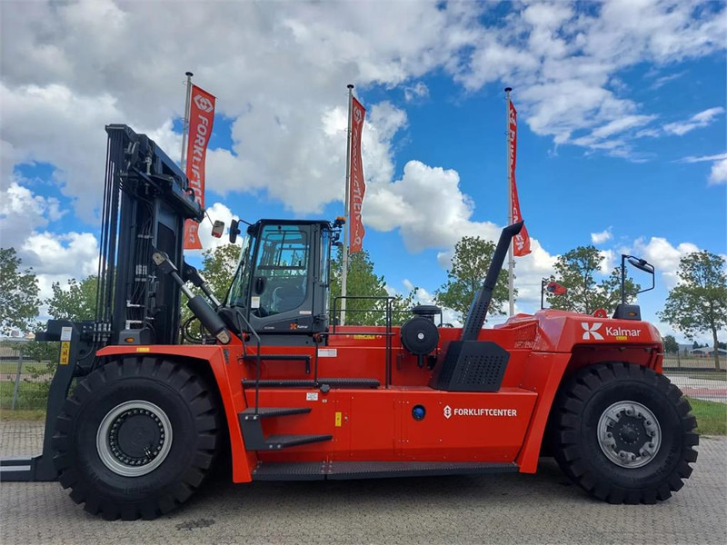 Kalmar DCG450-12 - Pirun më naftë: foto 2 Kalmar DCG450-12 - Pirun më naftë: foto 2