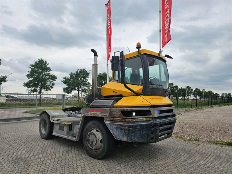 Terberg RT282 4x4 - Traktor terminal: foto 1 Terberg RT282 4x4 - Traktor terminal: foto 1