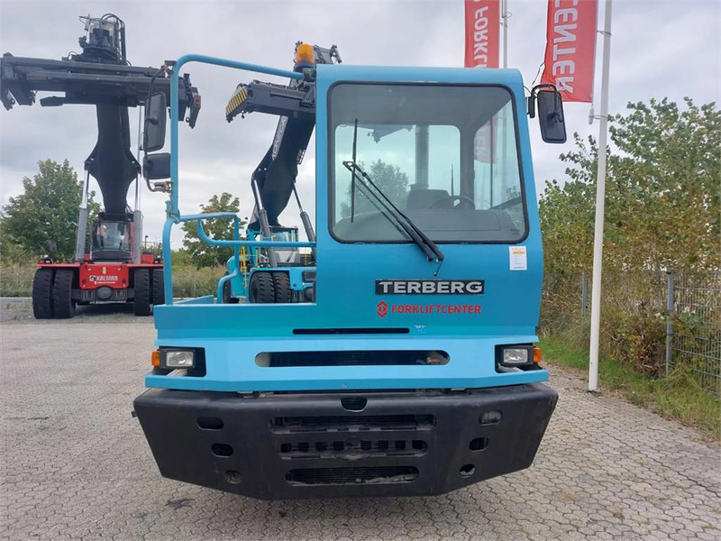 Terberg YT182 - Traktor terminal: foto 5 Terberg YT182 - Traktor terminal: foto 5