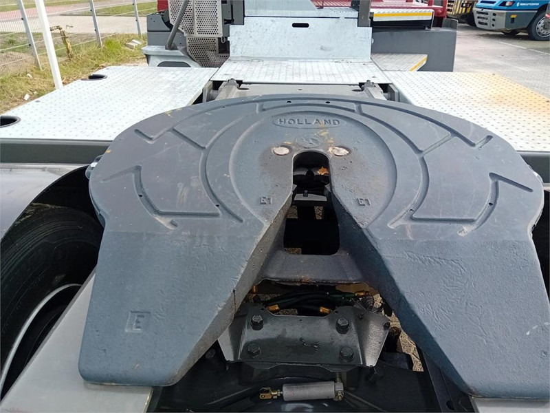 Terberg YT220 - Traktor terminal: foto 2 Terberg YT220 - Traktor terminal: foto 2