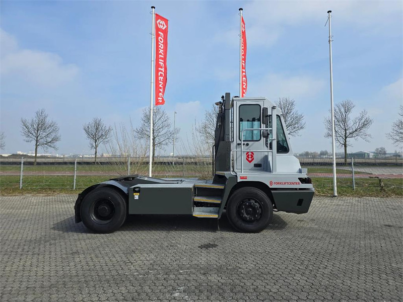 Terberg YT220 - Traktor terminal: foto 4 Terberg YT220 - Traktor terminal: foto 4