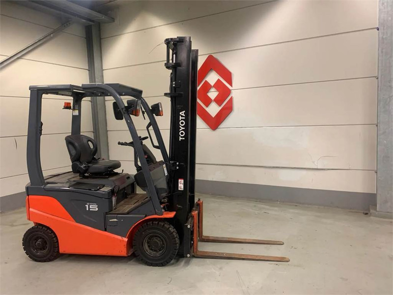 Toyota 8FBN15 - Pirun elektrik: foto 1 Toyota 8FBN15 - Pirun elektrik: foto 1