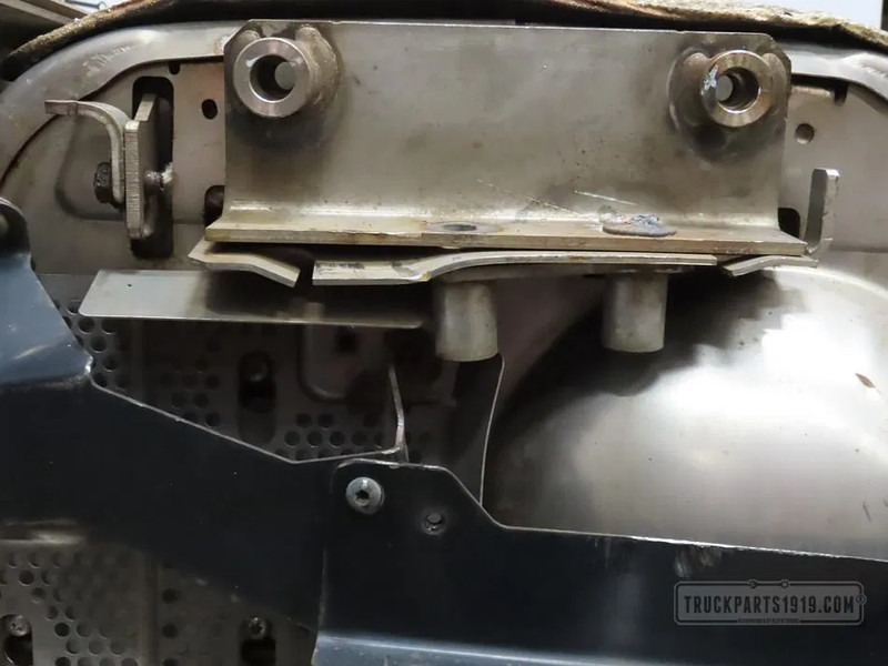 DAF 2300749 Katalysator E6 DAF - Konvertuesi kataliktik për Kamioni: foto 4 DAF 2300749 Katalysator E6 DAF - Konvertuesi kataliktik për Kamioni: foto 4