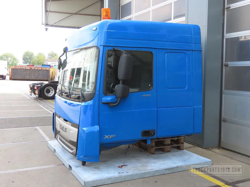 DAF Cabine XF Space Cab - Kabina dhe interier për Kamioni: foto 2 DAF Cabine XF Space Cab - Kabina dhe interier për Kamioni: foto 2