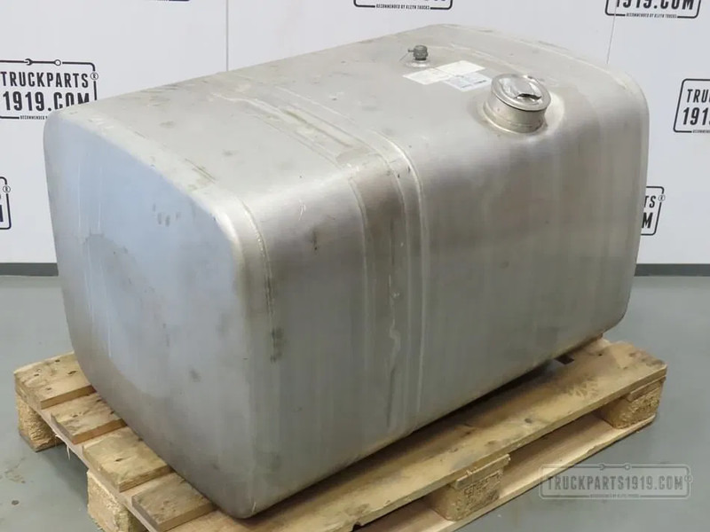 Serbatori i karburantit për Kamioni MAN 81.12201-5868 | Brandstoftank 375Liter: foto 1