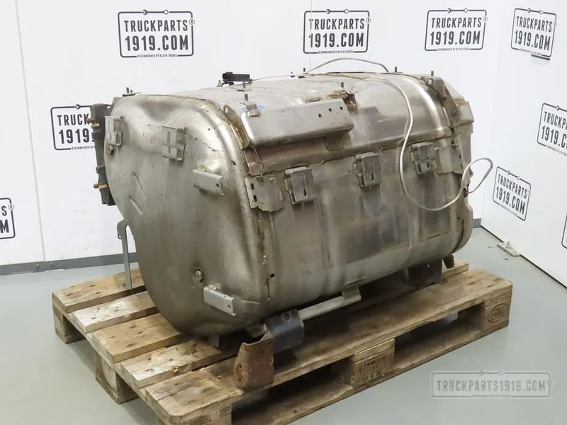 Scania 2274712 Katalysator Scania - Konvertuesi kataliktik për Kamioni: foto 1 Scania 2274712 Katalysator Scania - Konvertuesi kataliktik për Kamioni: foto 1