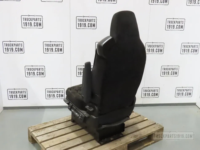 Scania 2601037 Bestuurdersstoel Scania - Ndenjësja për Kamioni: foto 2 Scania 2601037 Bestuurdersstoel Scania - Ndenjësja për Kamioni: foto 2