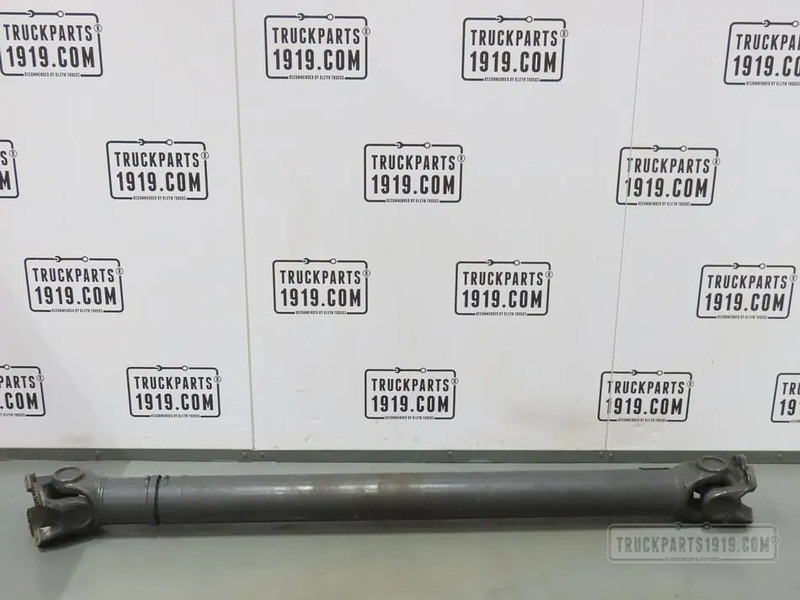 Volvo 25817757 Aandrijfas L=1800 Volvo - Boshti i transmisionit për Kamioni: foto 1 Volvo 25817757 Aandrijfas L=1800 Volvo - Boshti i transmisionit për Kamioni: foto 1