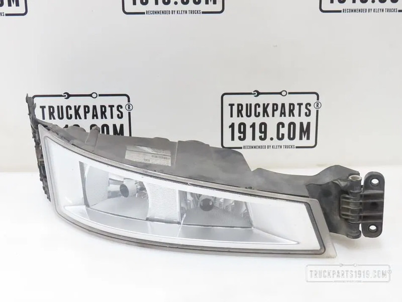 Volvo 82140744 Mistlamp Re. FH4 - Drita kundër mjegullës për Kamioni: foto 1 Volvo 82140744 Mistlamp Re. FH4 - Drita kundër mjegullës për Kamioni: foto 1