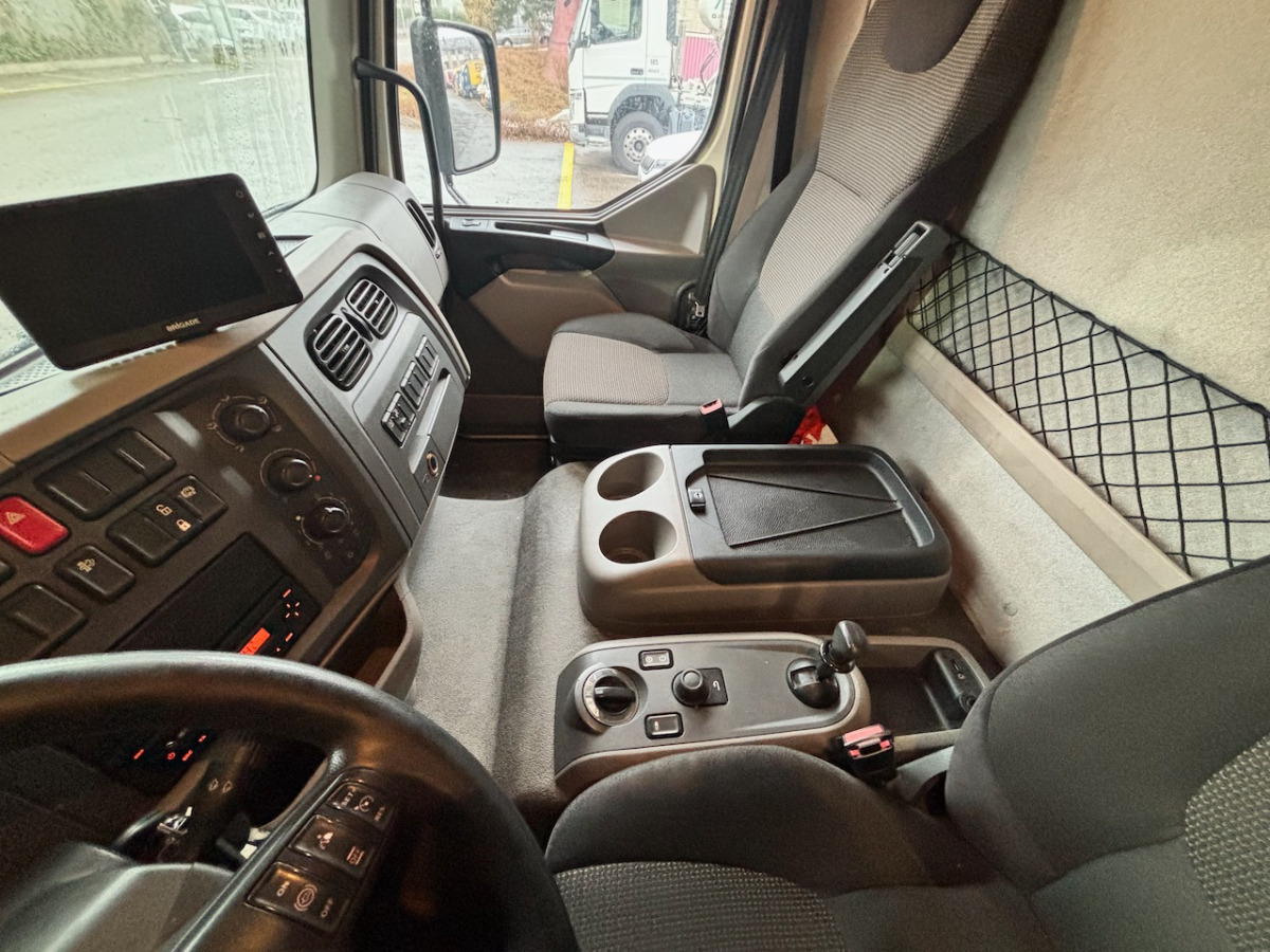 DAF LF 280 - Kamion frigorifer: foto 5 DAF LF 280 - Kamion frigorifer: foto 5