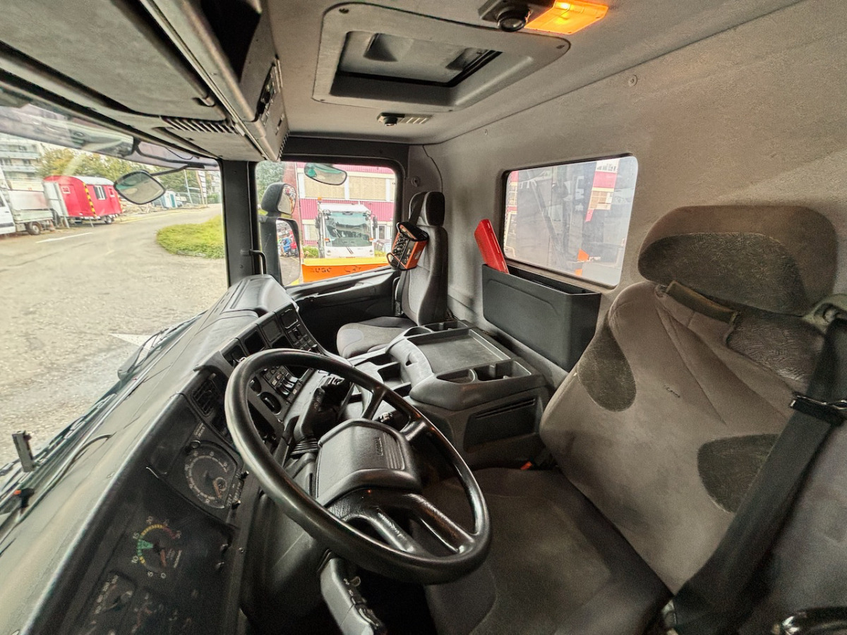 SCANIA P124CB8x4 - Autobetoniere: foto 4 SCANIA P124CB8x4 - Autobetoniere: foto 4