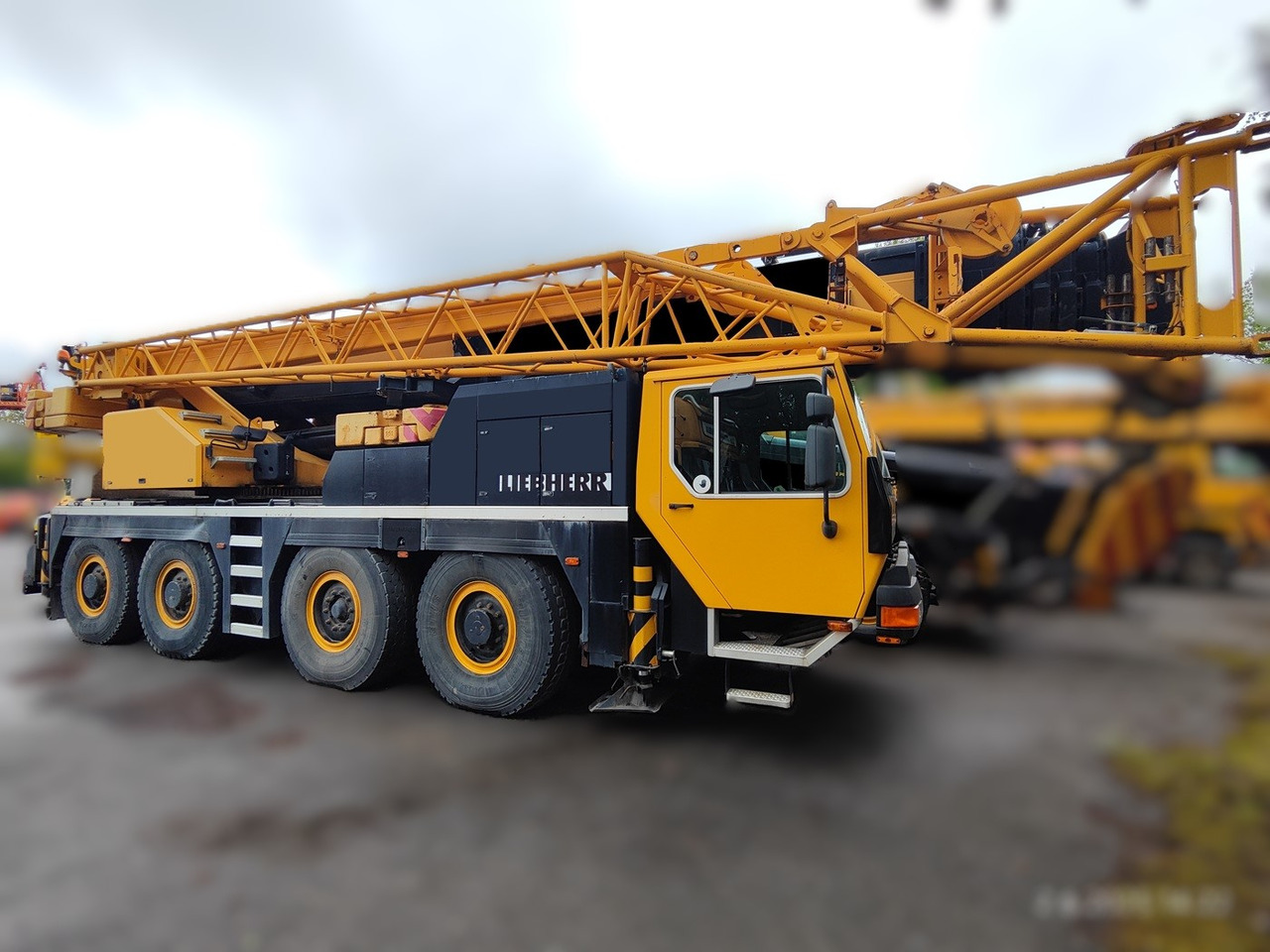 Liebherr LTM 1080-1 - Vinç për të gjitha terrenet: foto 1 Liebherr LTM 1080-1 - Vinç për të gjitha terrenet: foto 1