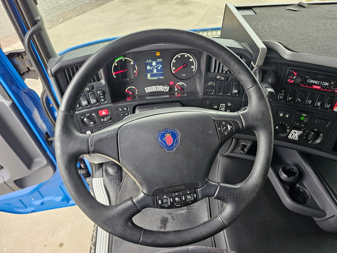 Scania R420 Highline - Gjysmë-kamion: foto 5 Scania R420 Highline - Gjysmë-kamion: foto 5