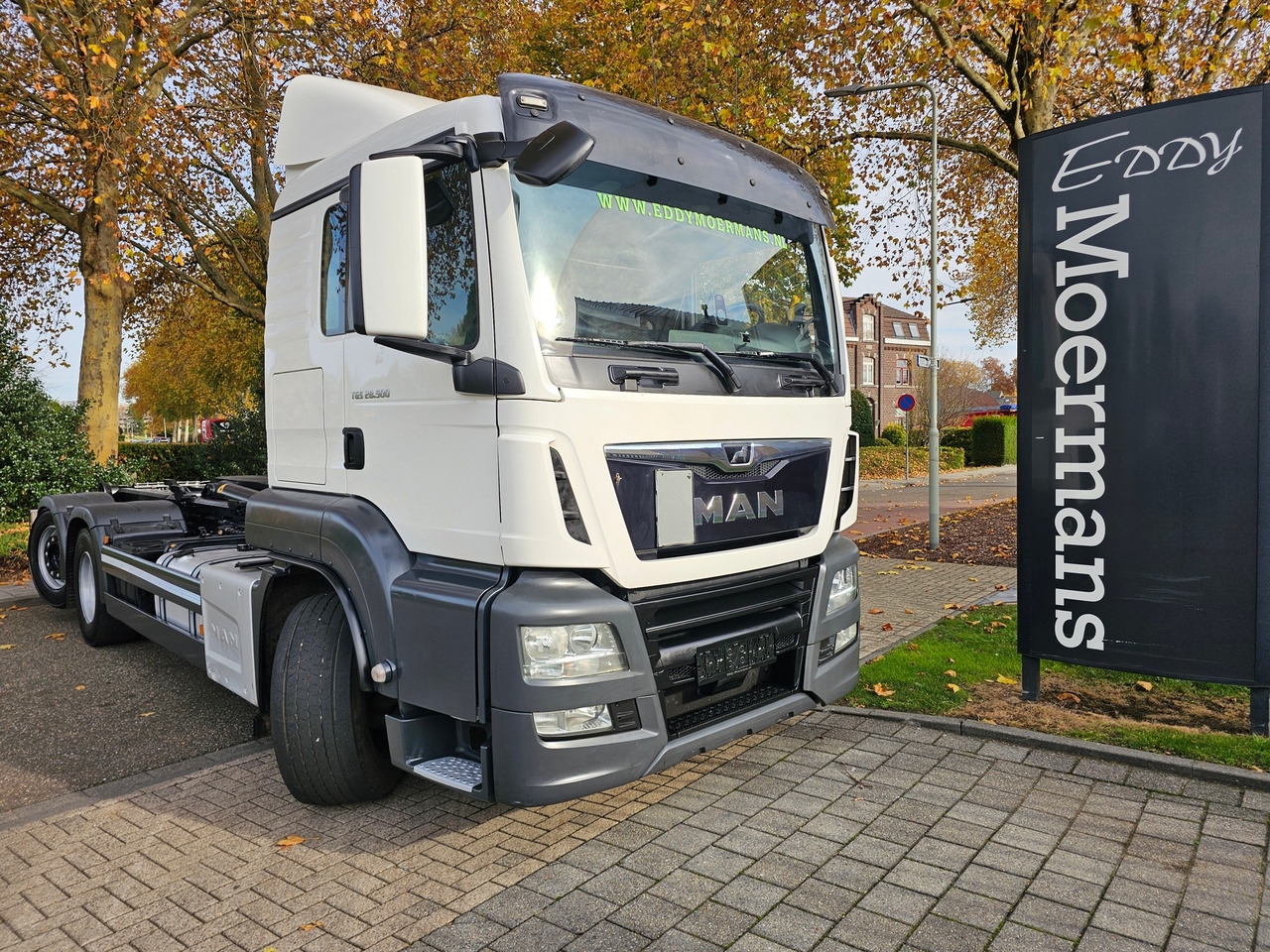 MAN TGS 28.500 L 6x2-4 Hooklift - Kamion vetëngarkues: foto 1 MAN TGS 28.500 L 6x2-4 Hooklift - Kamion vetëngarkues: foto 1