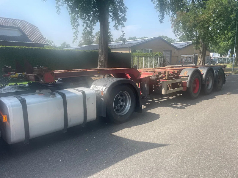 Renders 2x 20 1x 30 1x 40 in prijs verlaagt - Transportjer kontejnerësh/ Gjysmë rimorkio me karroceri të çmontueshme: foto 1 Renders 2x 20 1x 30 1x 40 in prijs verlaagt - Transportjer kontejnerësh/ Gjysmë rimorkio me karroceri të çmontueshme: foto 1