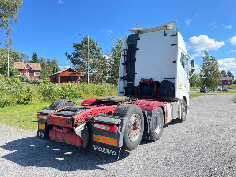 Volvo FH16 600 - Gjysmë-kamion: foto 3 Volvo FH16 600 - Gjysmë-kamion: foto 3